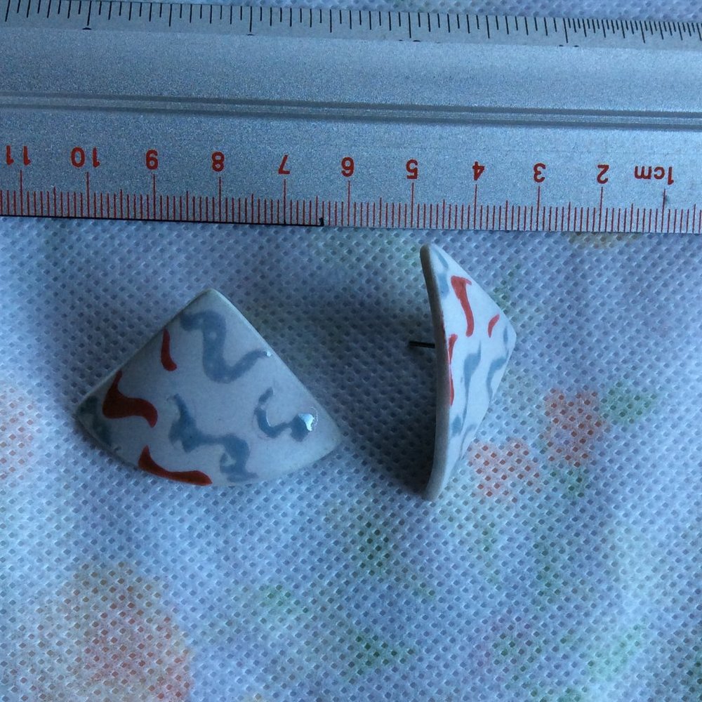 China Earrings View 3